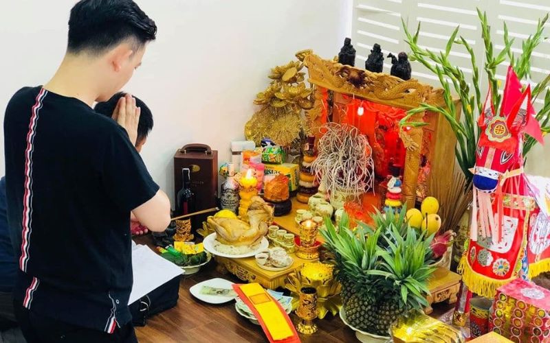 Lễ vật cúng thần tài thổ địa hàng ngày
